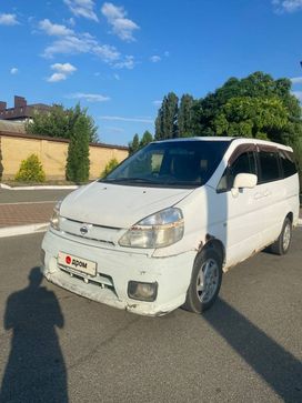    Nissan Serena 2000 , 360000 , 