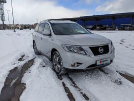 SUV   Nissan Pathfinder 2015 , 2175000 , 