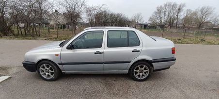  Volkswagen Vento 1994 , 220000 , 