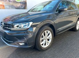 SUV   Volkswagen Tiguan 2020 , 2200000 , 