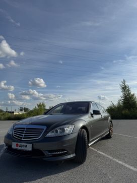  Mercedes-Benz S-Class 2011 , 2800000 , 
