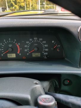   2114  2011 , 130000 , 