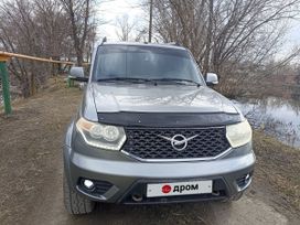 SUV     2015 , 850000 , 