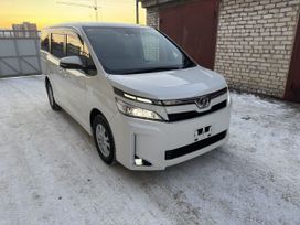    Toyota Voxy 2018 , 2740000 , 
