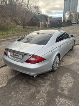  Mercedes-Benz CLS-Class 2005 , 950000 , 