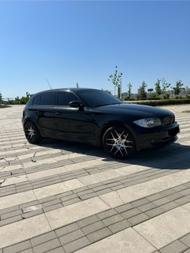  BMW 1-Series 2009 , 1300000 , --