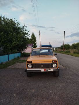  3   4x4 2121  1982 , 160000 , 