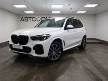  X5, 2022