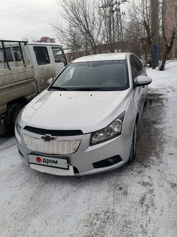  Chevrolet Cruze 2010 , 700000 , -