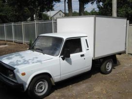       2010 , 300000 , 