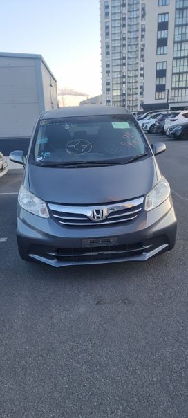    Honda Freed 2012 , 1100000 , 