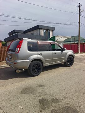 SUV   Nissan X-Trail 2001 , 500000 , 