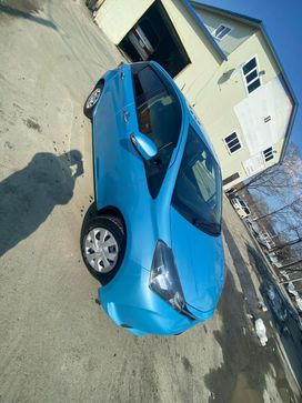  Toyota Vitz 2015 , 900000 , 