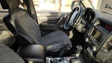 SUV   Mitsubishi Pajero 2011 , 2100000 , 
