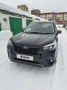 SUV   Subaru Forester 2020 , 3200000 , -