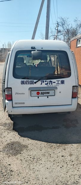    Mitsubishi Delica 2001 , 480000 , 