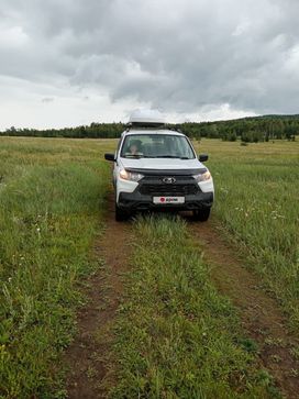 SUV      2023 , 1250000 , 