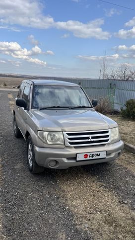  3  Mitsubishi Pajero iO 2000 , 460000 , 
