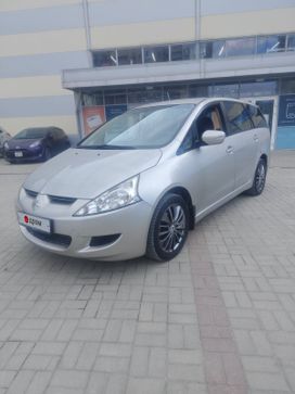    Mitsubishi Grandis 2008 , 630000 , 
