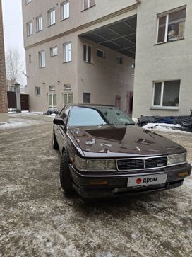  Nissan Laurel 1990 , 700000 , 