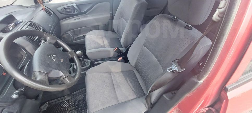    Mitsubishi Space Star 2004 , 250000 , 