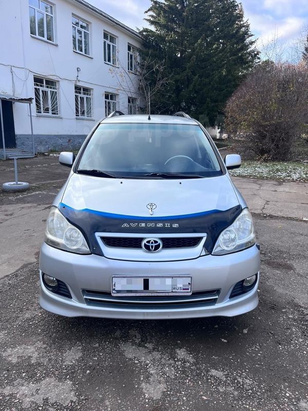    Toyota Avensis Verso 2004 , 1300000 , 