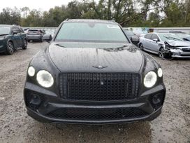 SUV   Bentley Bentayga 2022 , 16350000 , 