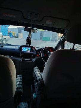    Nissan Serena 2001 , 630000 , 