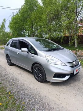  Honda Fit Shuttle 2014 , 950000 , 