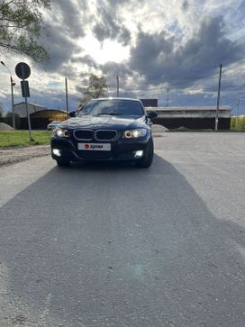  BMW 3-Series 2009 , 885000 , 