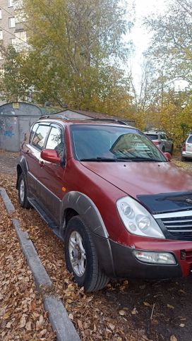SUV   SsangYong Rexton 2004 , 700000 , 