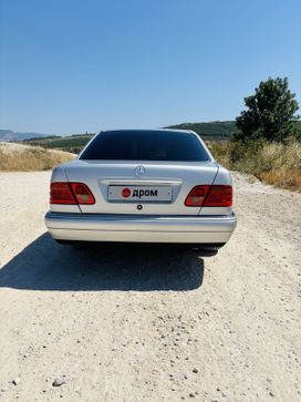  Mercedes-Benz E-Class 1997 , 700000 , 