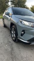 SUV   Toyota RAV4 2020 , 3350000 , 
