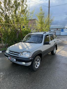 SUV   Chevrolet Niva 2006 , 230000 , 