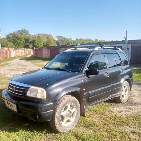 SUV   Suzuki Grand Vitara 2004 , 900000 , 