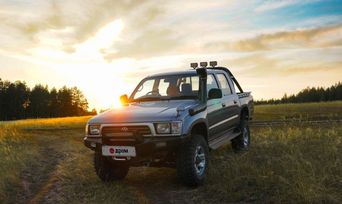  Toyota Hilux, 2000