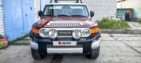 SUV   Toyota FJ Cruiser 2008 , 2990000 , 