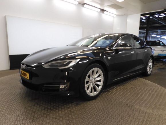  Tesla Model S 2018 , 2300000 , 