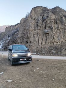  Caravan Elgrand