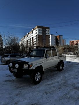 SUV   Toyota Land Cruiser 2015 , 5000000 , 