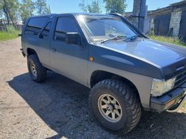 SUV   Nissan Terrano 1989 , 590000 , 