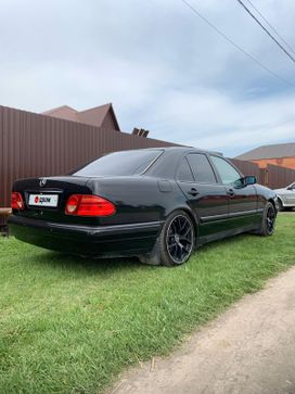  Mercedes-Benz E-Class 1998 , 620000 , 
