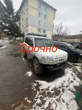 SUV   Mitsubishi Pajero iO 1998 , 450000 ,  