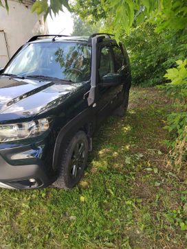 SUV      2023 , 1400000 ,  