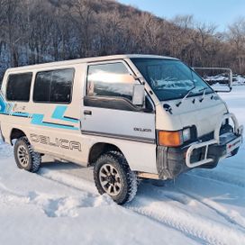    Mitsubishi Delica 1990 , 400000 , 