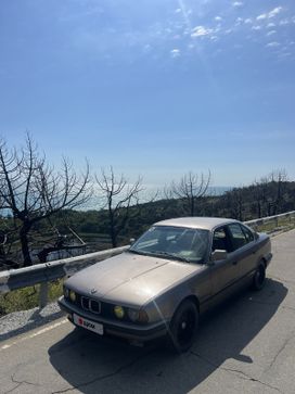  BMW 5-Series 1990 , 450000 , 