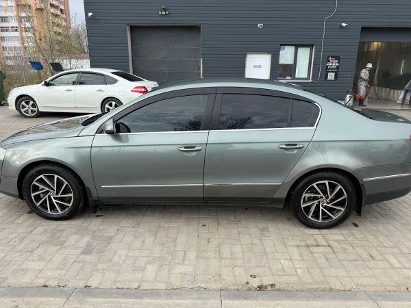  Volkswagen Passat 2008 , 870000 , --