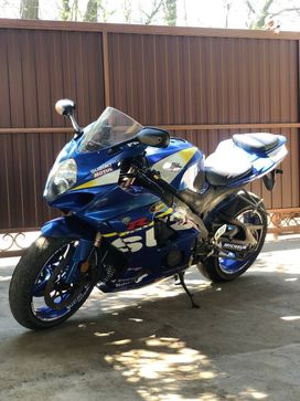   Suzuki GSX-R 1000 2006 , 455000 , 