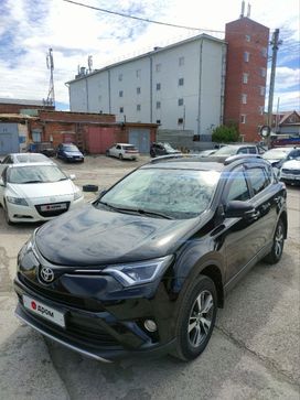SUV   Toyota RAV4 2017 , 2430000 , 