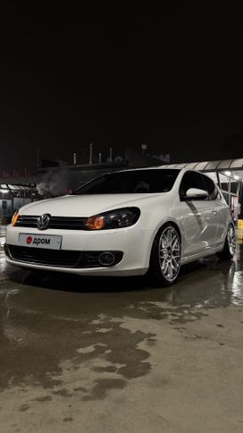  3  Volkswagen Golf 2012 , 980000 ,  